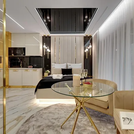 Nadmotlawie Romantic With Bathtub By Downtown