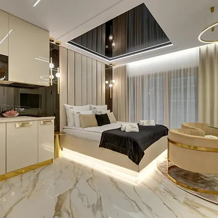 Nadmotlawie Romantic With Bathtub By Downtown